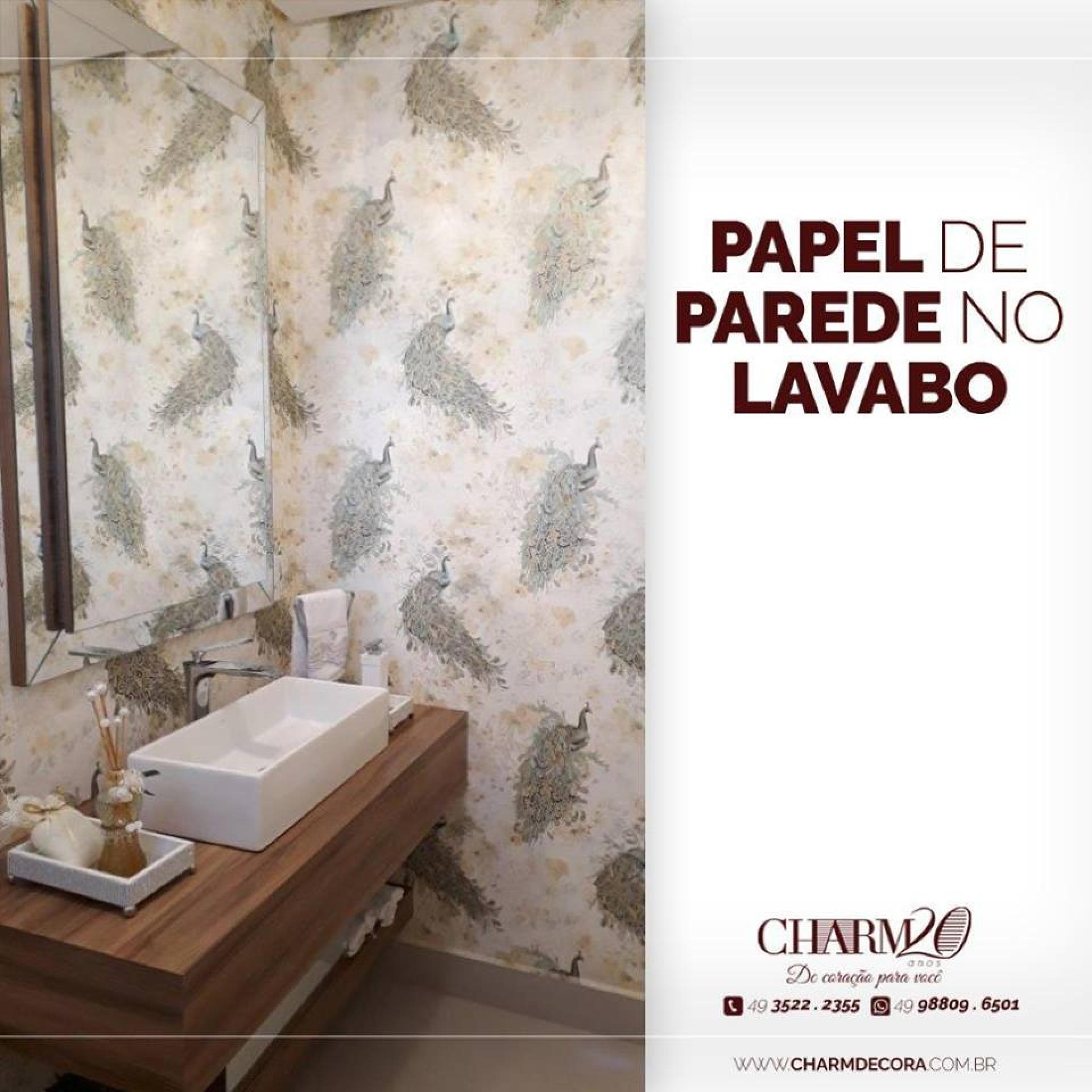 Papel de parede no lavabo